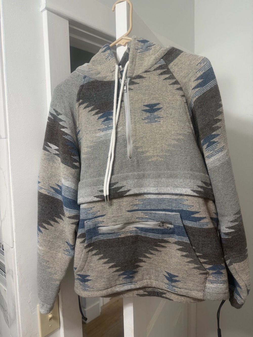 Aztec Pattern Hooded Pullover in Gray and Blue